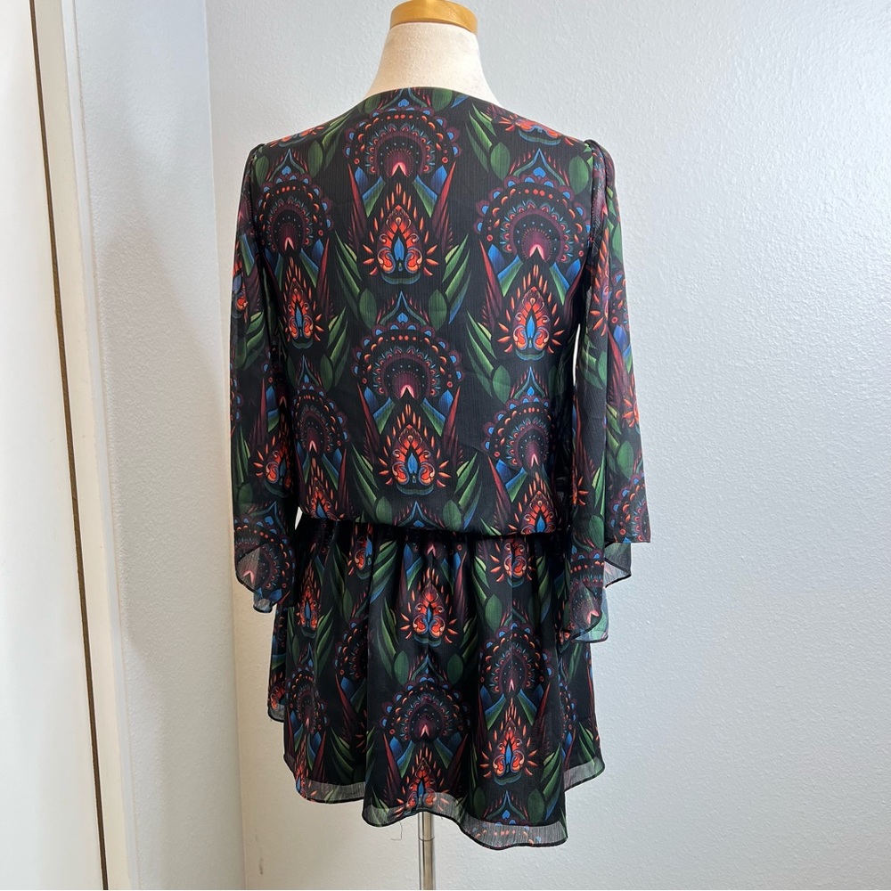 Alice + Olivia Draped Printed Flutter Sleeve Dress - image 3